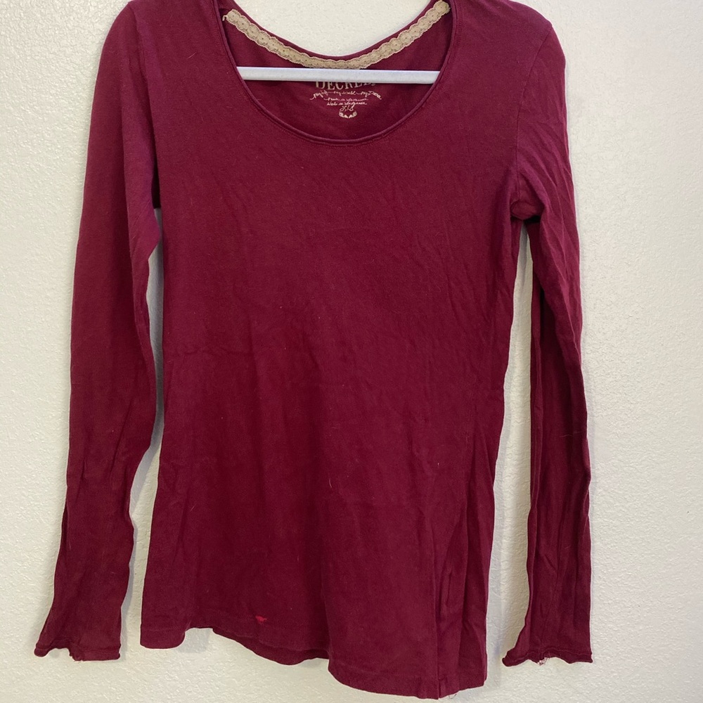 Soft, red long sleeve t-shirt!